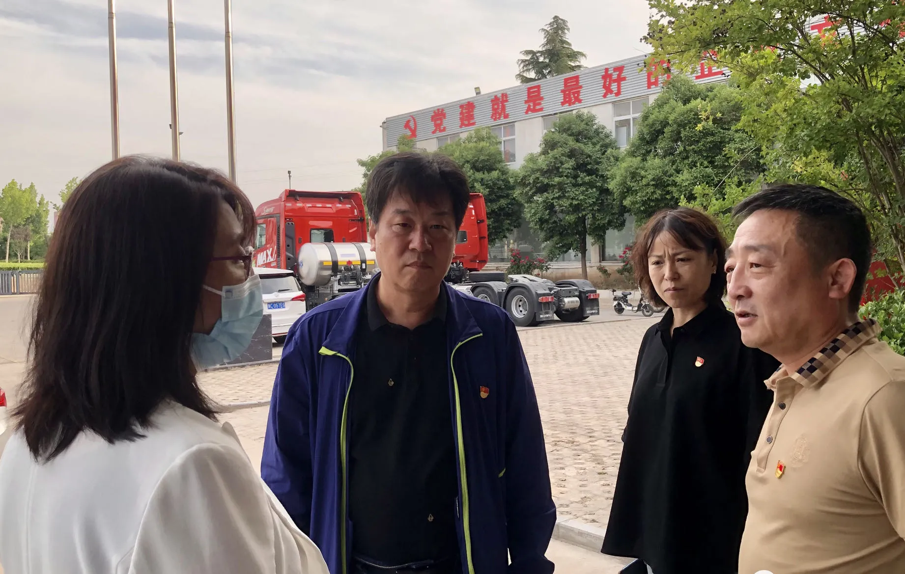 市“两新”党建工作调研组莅临瀍河调研指导